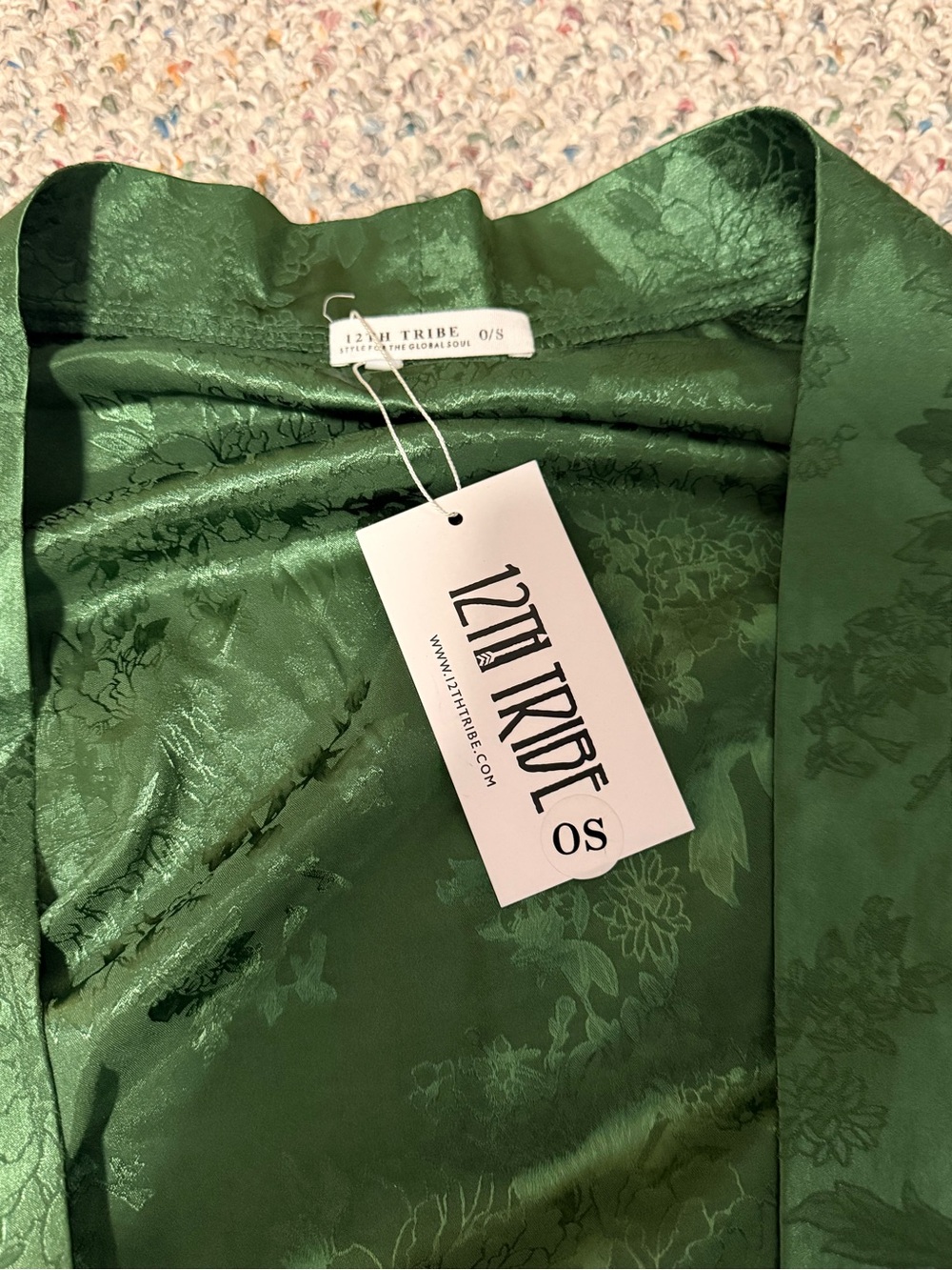 12th tribe green satin kimono & shorts set - Picture 3 of 6
